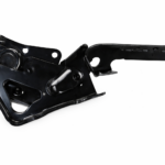 NX 2022 კაპოტის პეტლი, მარცხენა